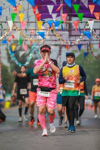 BIB: 4293, 49973
                            <button type="button" onclick="openModal(10332274)" class="btn btn-primary btn-sm float-right btn-popup" data-toggle="modal" data-target=".modal-high-quality">
                        <i class="fas fa-shopping-cart"></i> Add to Cart
                    </button>
                                            <button type="button" onclick="isThisMe(10332274, true)" class="btn btn-success btn-sm float-right btn-popup btn-isme hidden" data-toggle="tooltip" data-placement="bottom" title="นี่คือรูปของคุณใช่ไหม คลิกที่นี่เพื่อเอาเข้าอัลบั้ม">
                        <i class="fas fa-plus"></i> Add to album
                    </button>
                    <button type="button" onclick="isThisMe(10332274, false)" class="btn btn-warning btn-sm float-right btn-popup btn-isnotme hidden">
                        <i class="fas fa-ban"></i> Remove from album
                    </button>